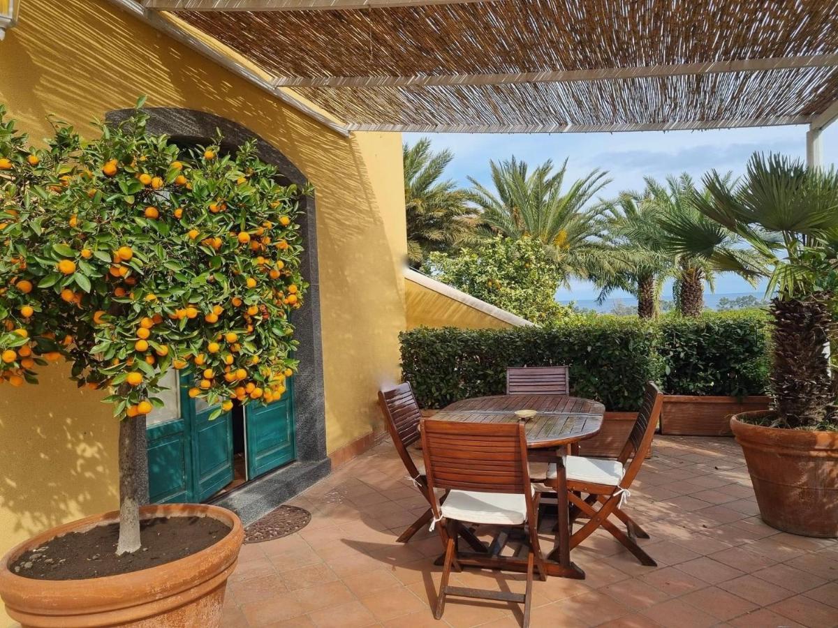 Torre Archirafi Resort Riposto Extérieur photo