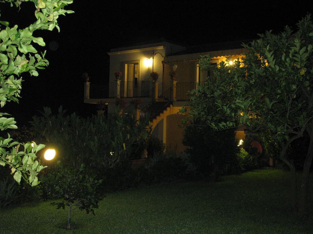 Torre Archirafi Resort Riposto Extérieur photo